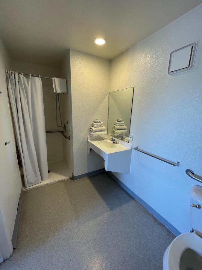 Econo Lodge Yakima Zewnętrze zdjęcie