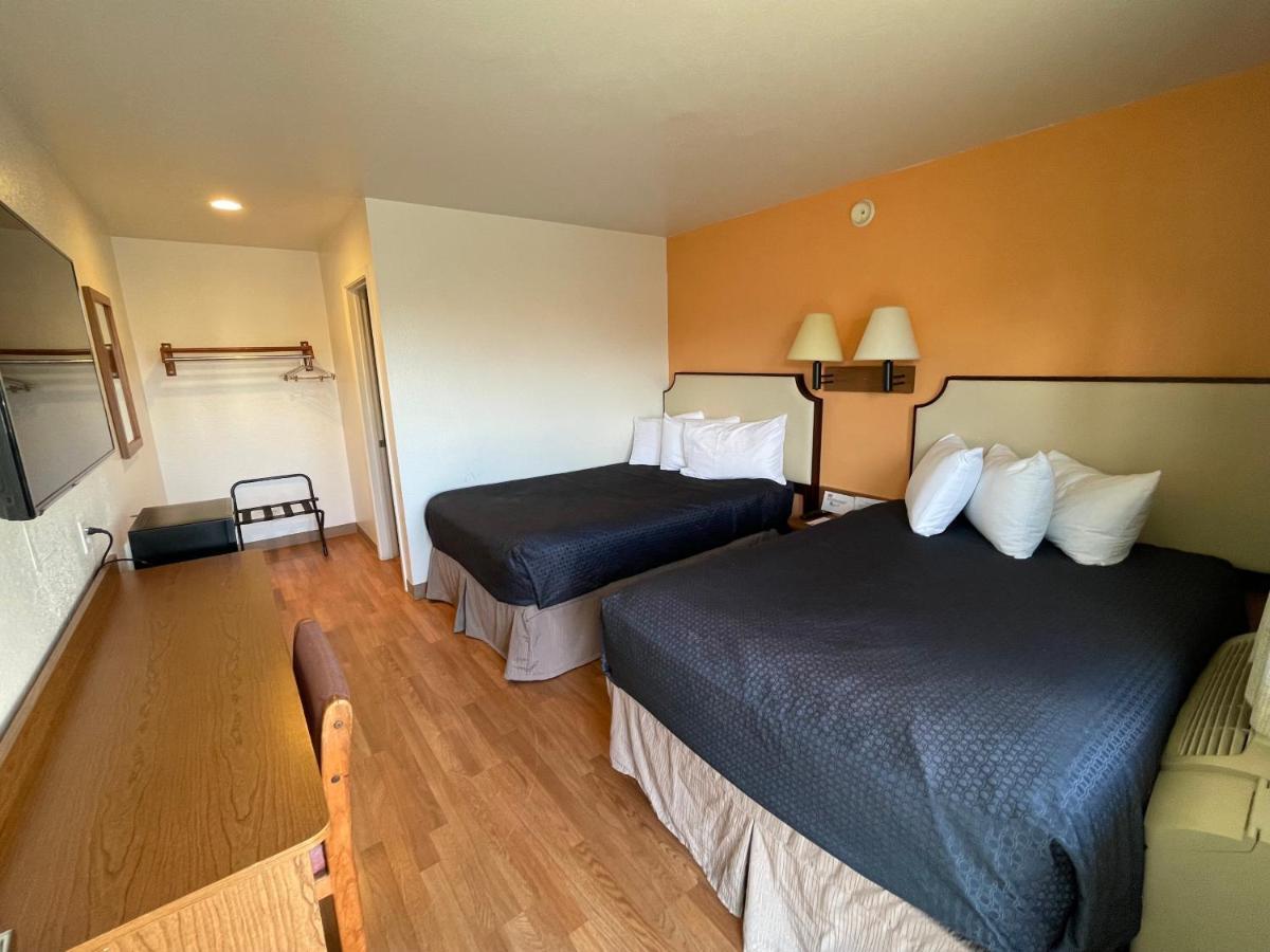 Econo Lodge Yakima Zewnętrze zdjęcie