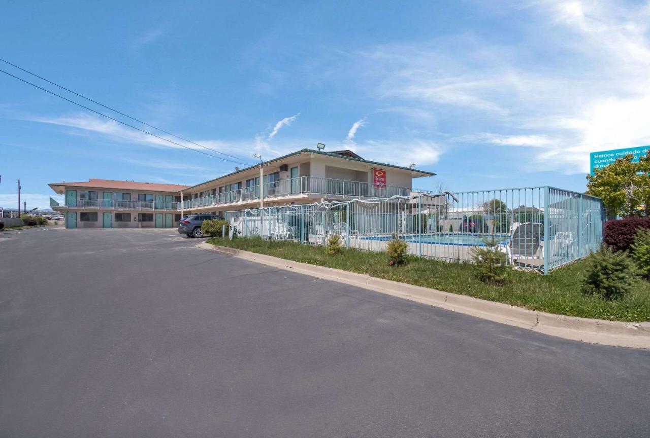 Econo Lodge Yakima Zewnętrze zdjęcie