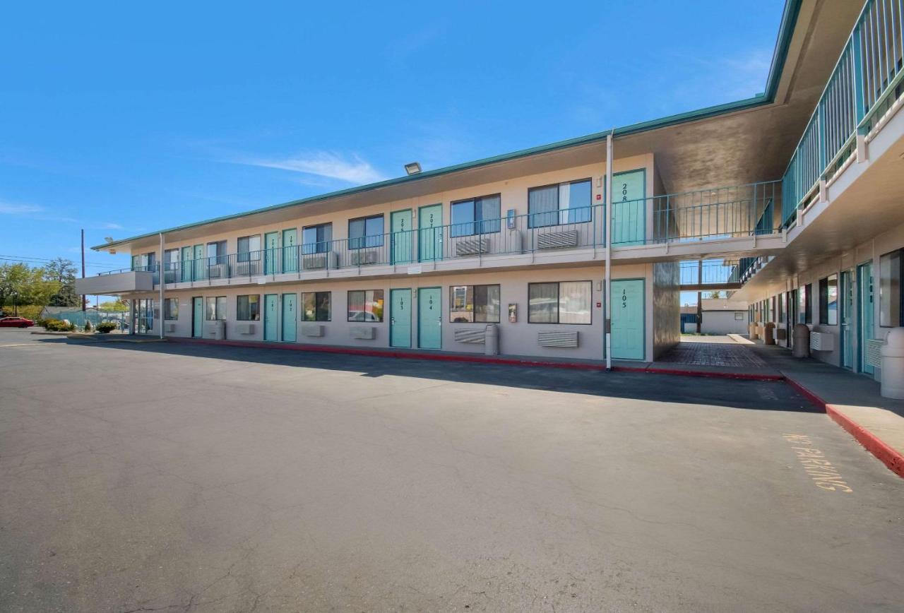Econo Lodge Yakima Zewnętrze zdjęcie