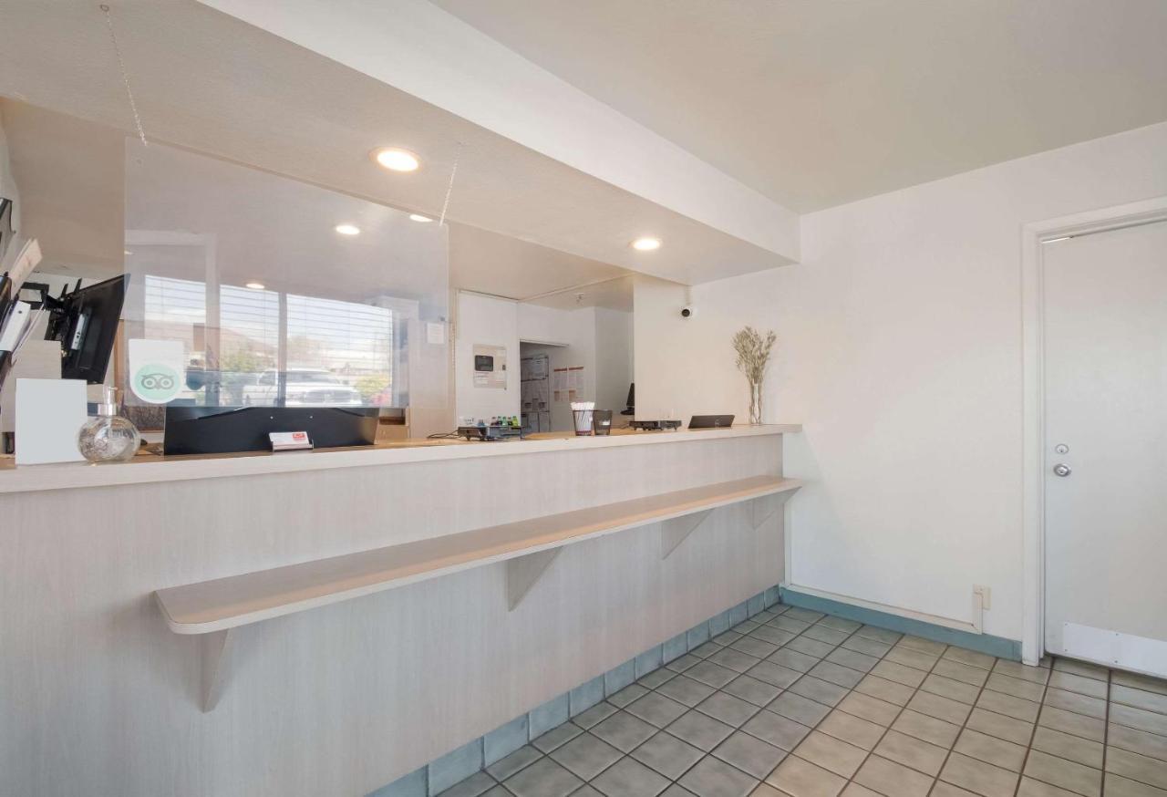 Econo Lodge Yakima Zewnętrze zdjęcie