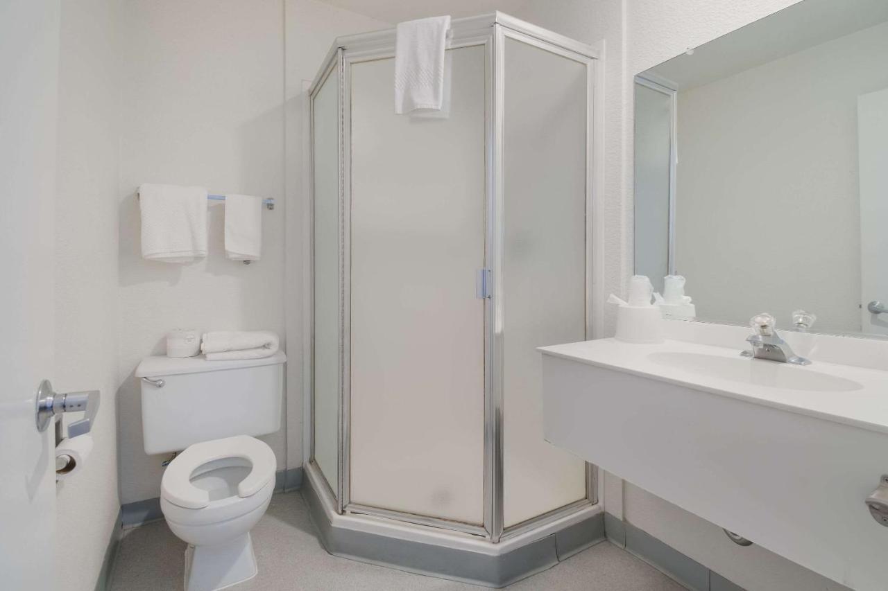 Econo Lodge Yakima Zewnętrze zdjęcie