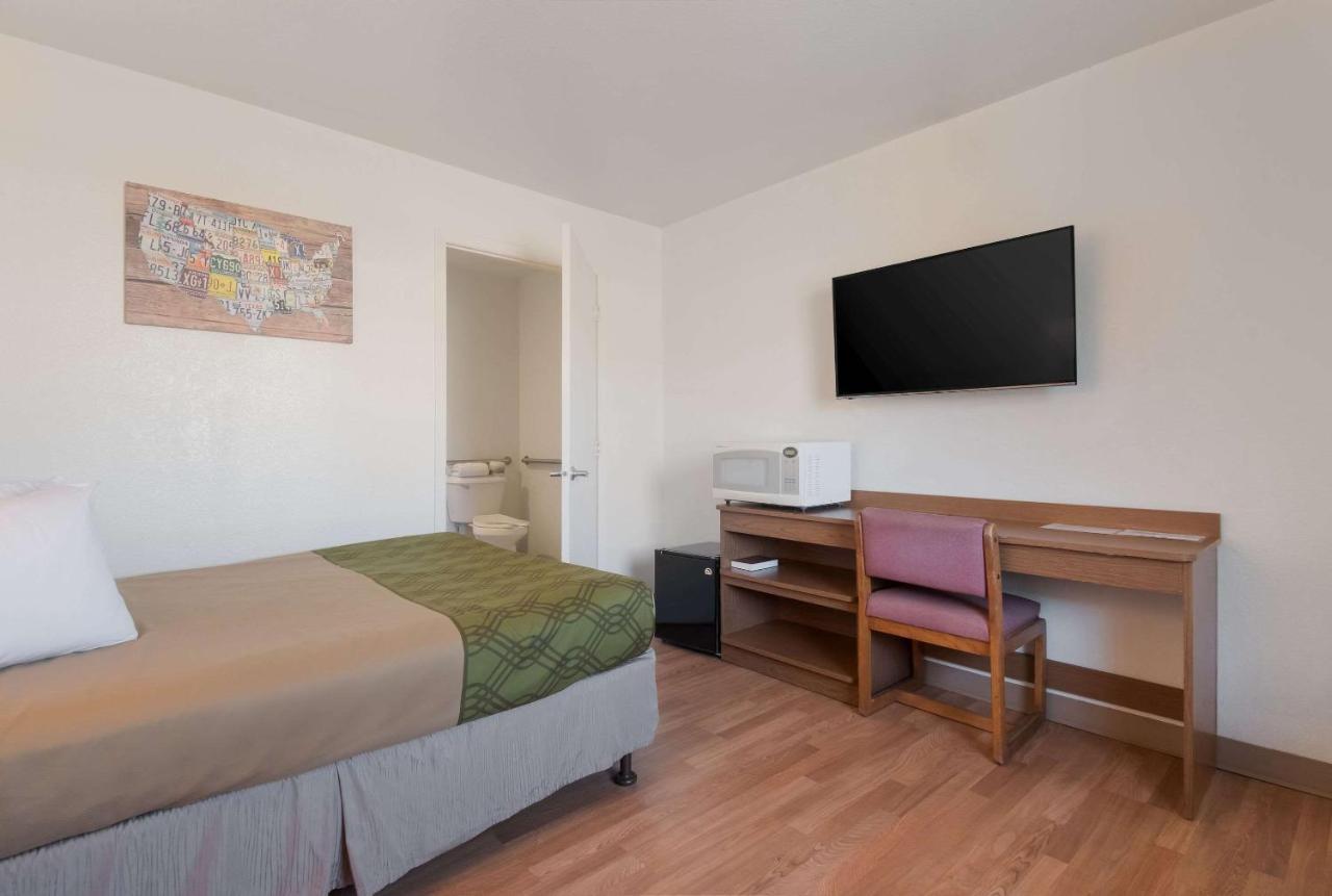 Econo Lodge Yakima Zewnętrze zdjęcie
